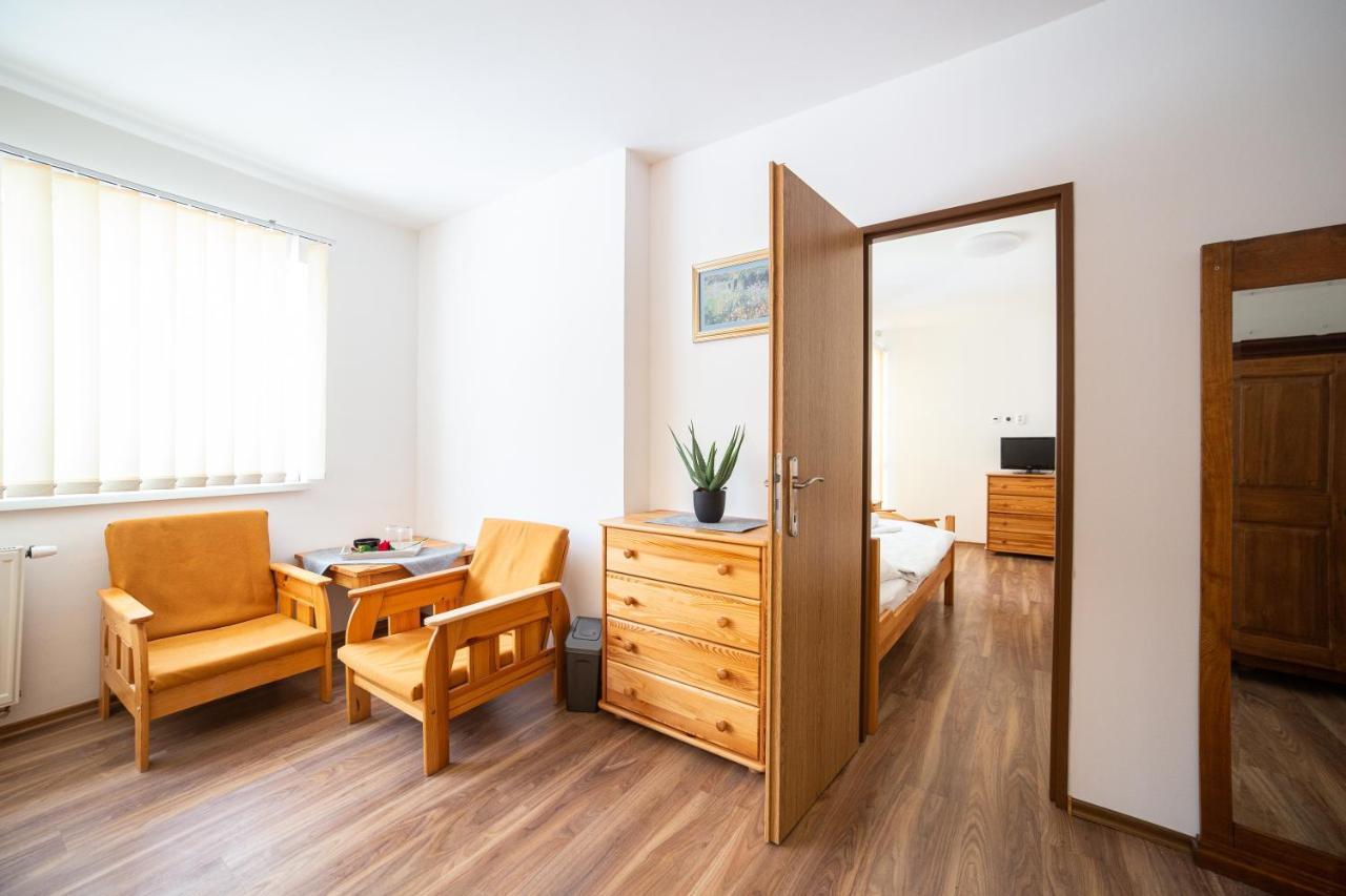 Penzion Palatin Rajecké Teplice Esterno foto